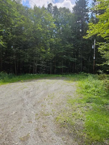$435,000 | 27 Country Court, Wilmington, VT 05363