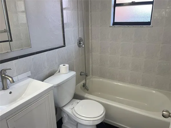 $1,200 | 639 Michigan Boulevard, Unit 1800, Dunedin, FL 34698