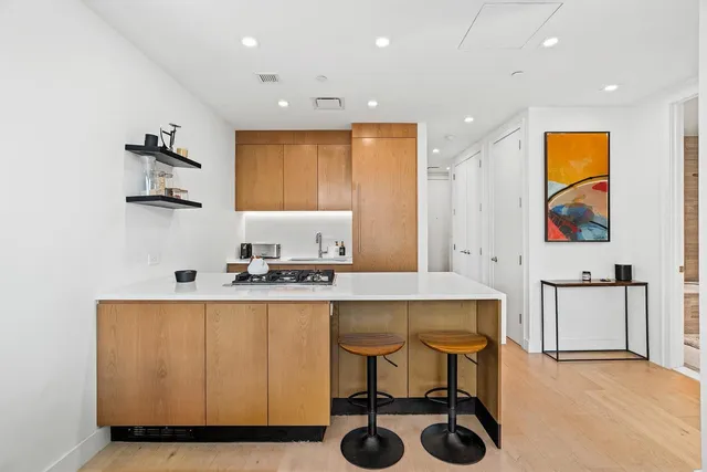 $1,195,000 | 550 Metropolitan Avenue, Unit 3B | Williamsburg