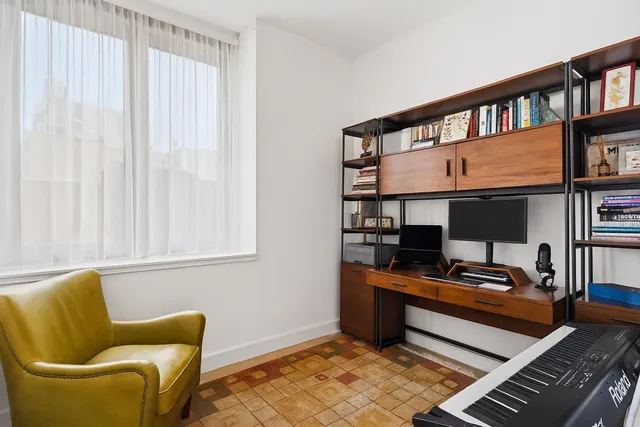 $1,195,000 | 550 Metropolitan Avenue, Unit 3B | Williamsburg