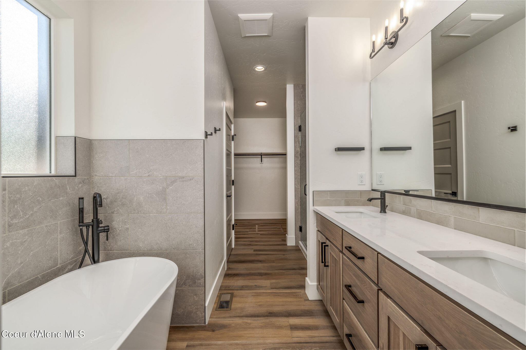 9141 West Cultivator Avenue Rathdrum, ID 83858 - Photo 14 of 29 23_IMG_5758-HDR