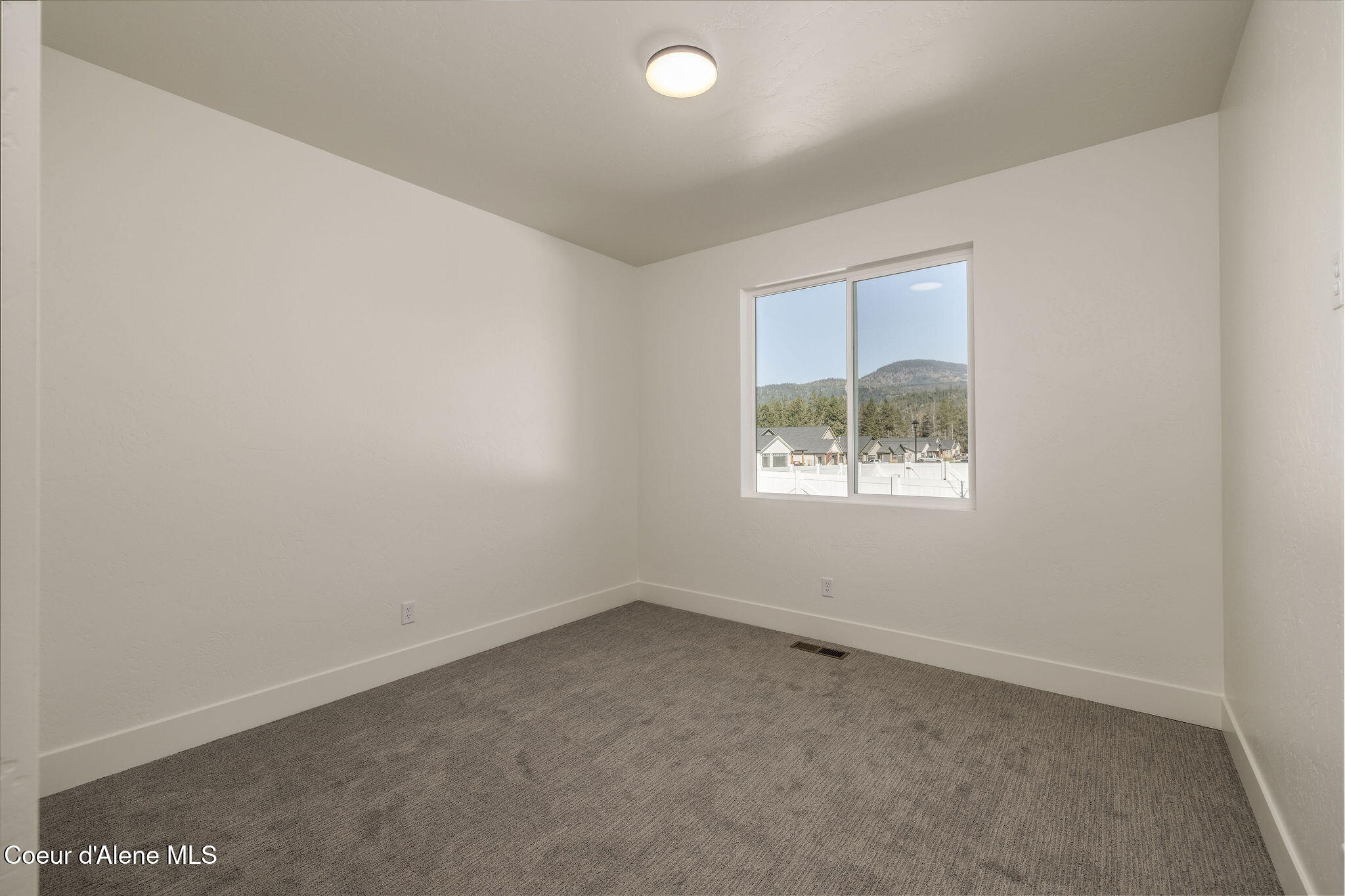 9141 West Cultivator Avenue Rathdrum, ID 83858 - Photo 18 of 29 9_IMG_5633-HDR