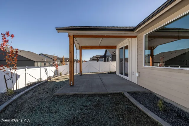 $585,000 | 9141 West Cultivator Avenue, Rathdrum, ID 83858