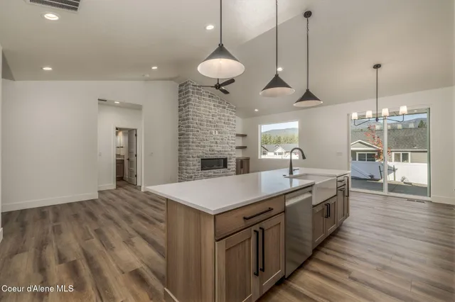 $585,000 | 9141 West Cultivator Avenue, Rathdrum, ID 83858