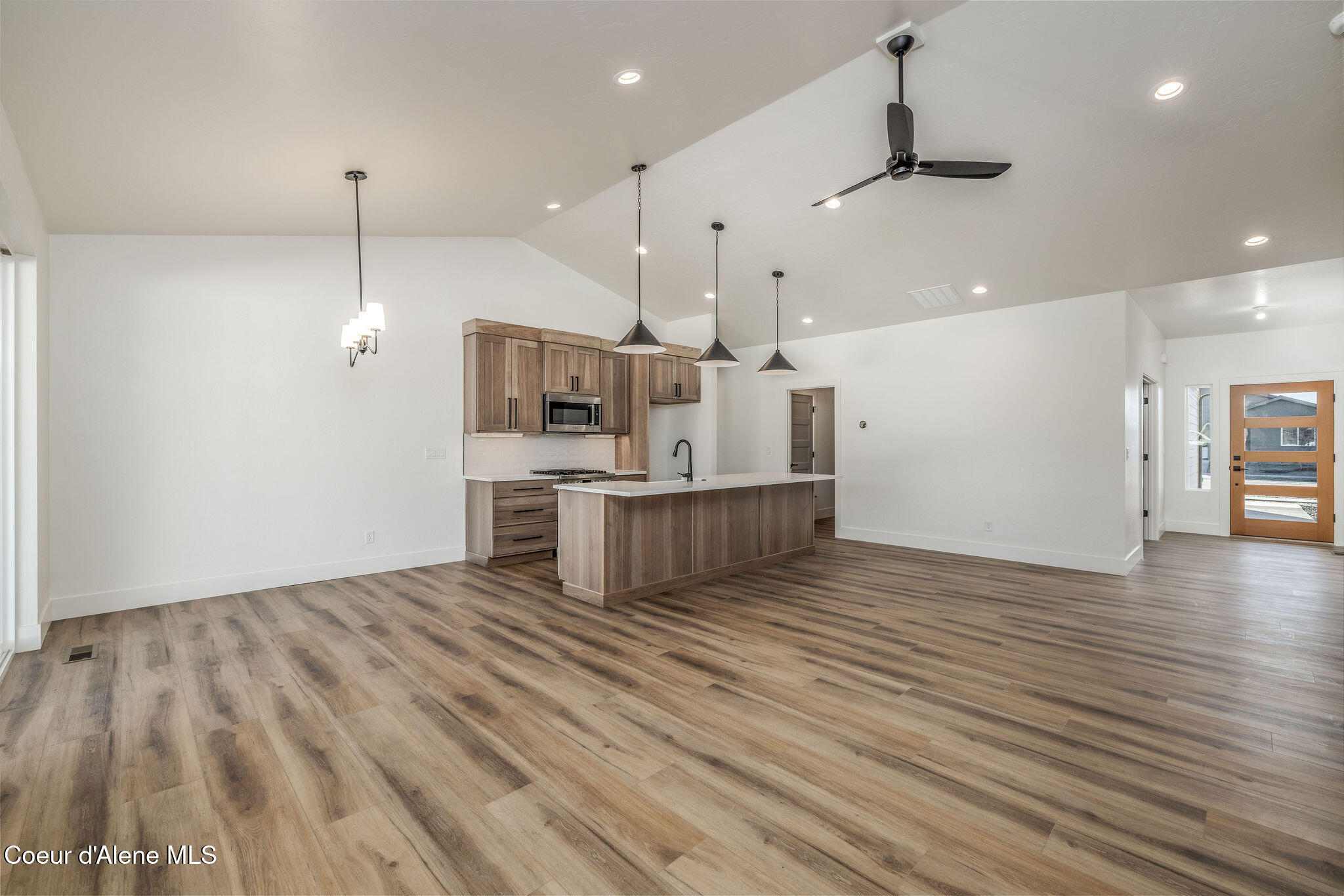 9141 West Cultivator Avenue Rathdrum, ID 83858 - Photo 6 of 29 15_IMG_5696-HDR