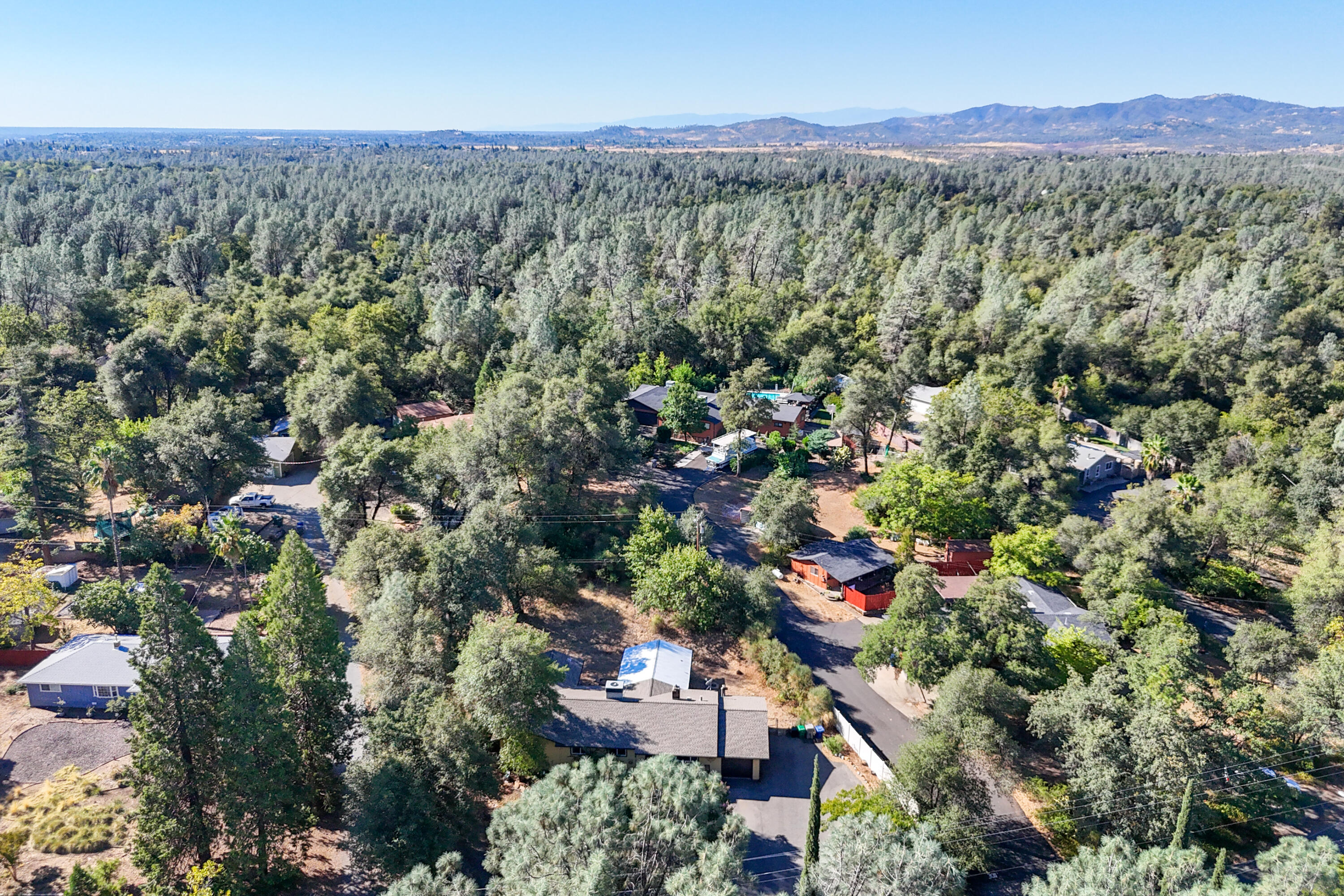 3059 Quartz Hill Road Redding, CA 96003 - Photo 35 of 64 View south