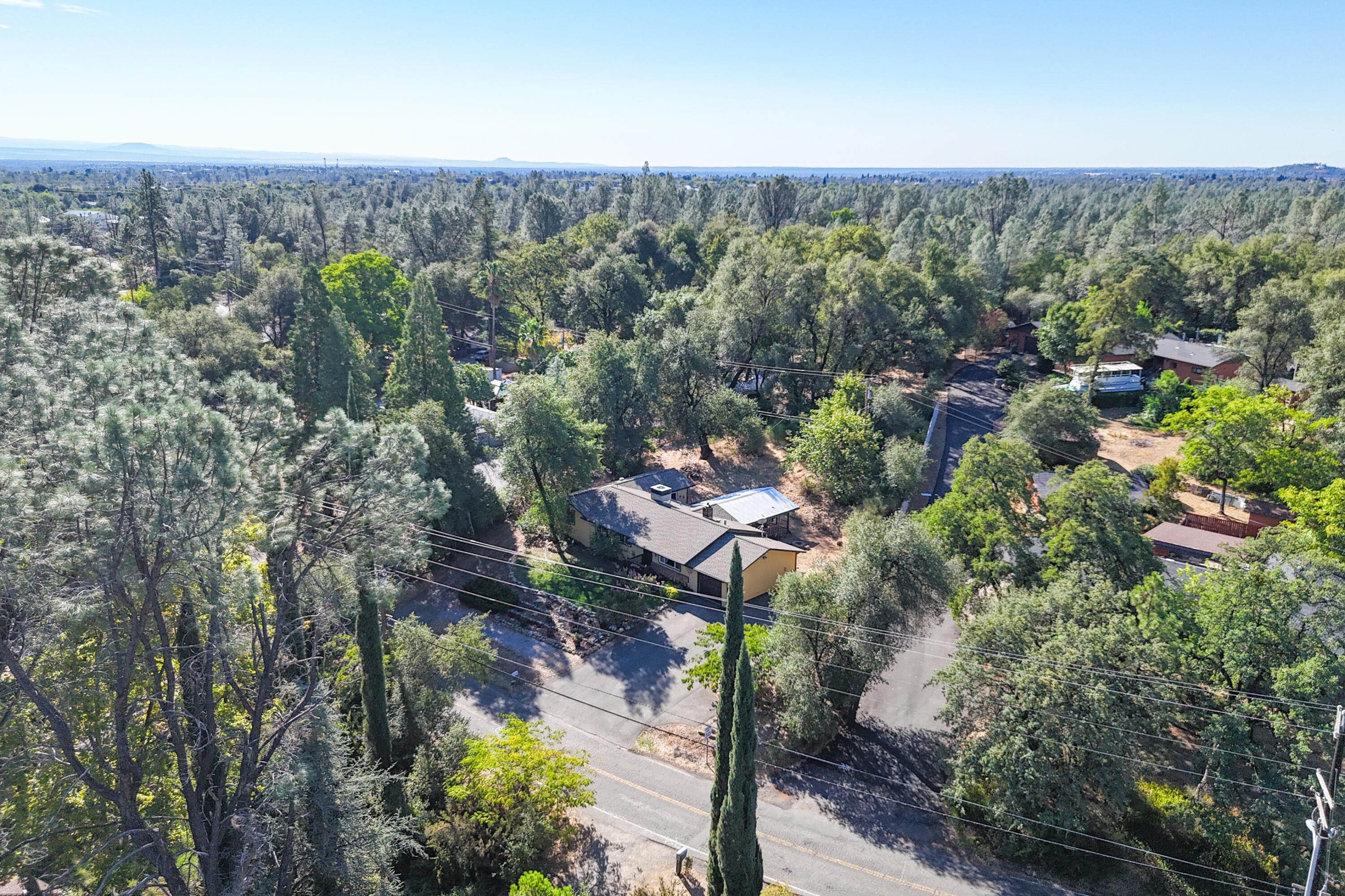 3059 Quartz Hill Road Redding, CA 96003 - Photo 36 of 64 View Southeast