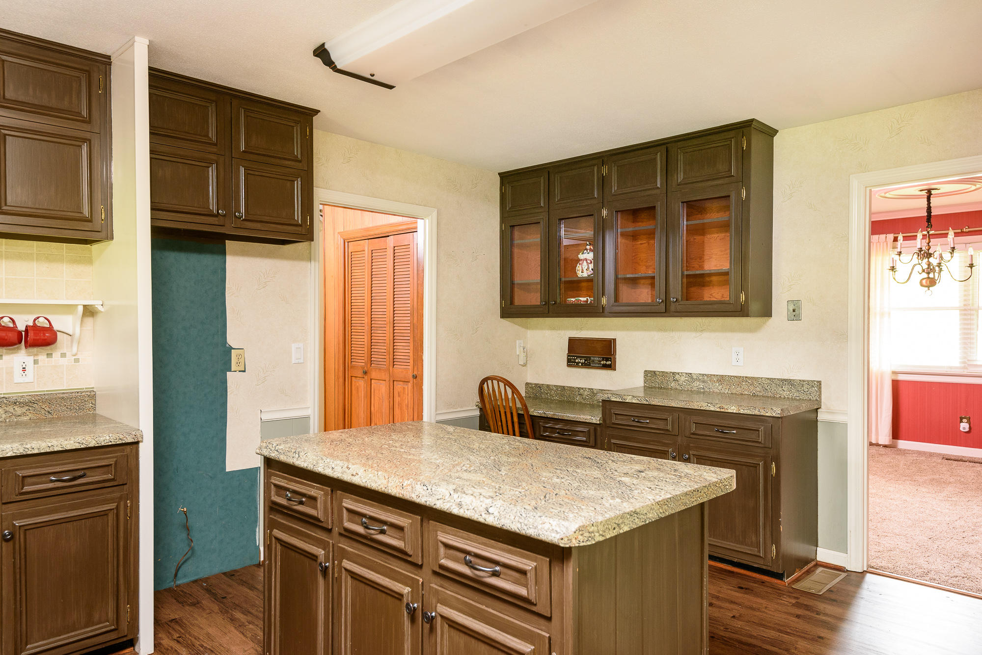 305 Valleybrook Road Hixson, TN 37343 - Photo 13 of 34 kitchen_4