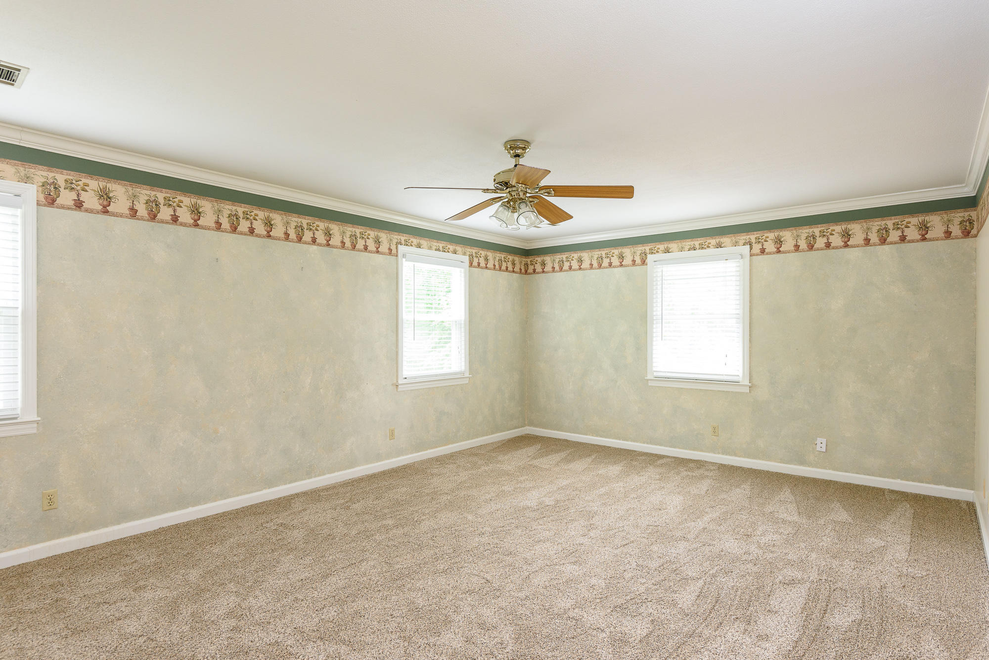 305 Valleybrook Road Hixson, TN 37343 - Photo 15 of 34 master_1