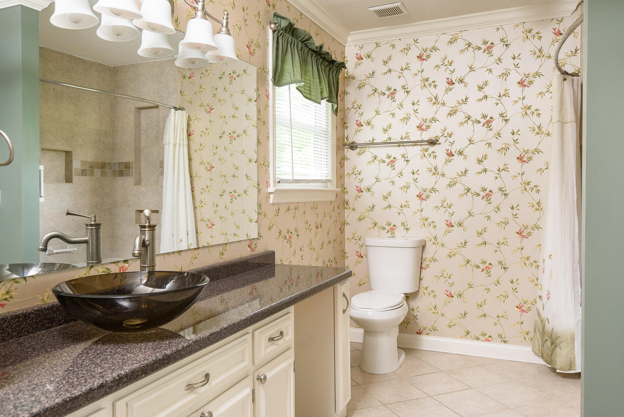 305 Valleybrook Road Hixson, TN 37343 - Photo 17 of 34 master_3