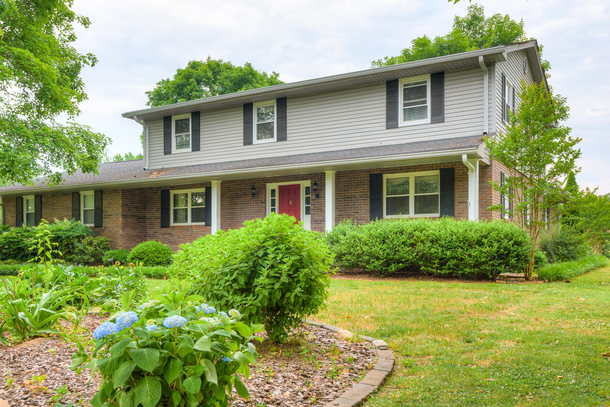305 Valleybrook Road Hixson, TN 37343 - Photo 24 of 34 xfront_2