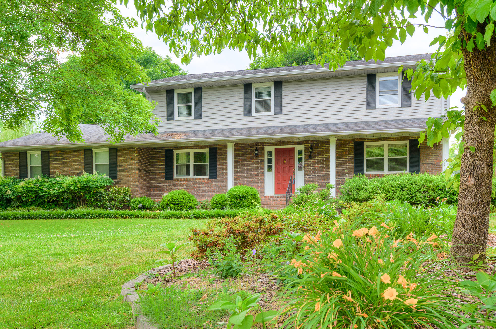 305 Valleybrook Road Hixson, TN 37343 - Photo 25 of 34 xfront_3