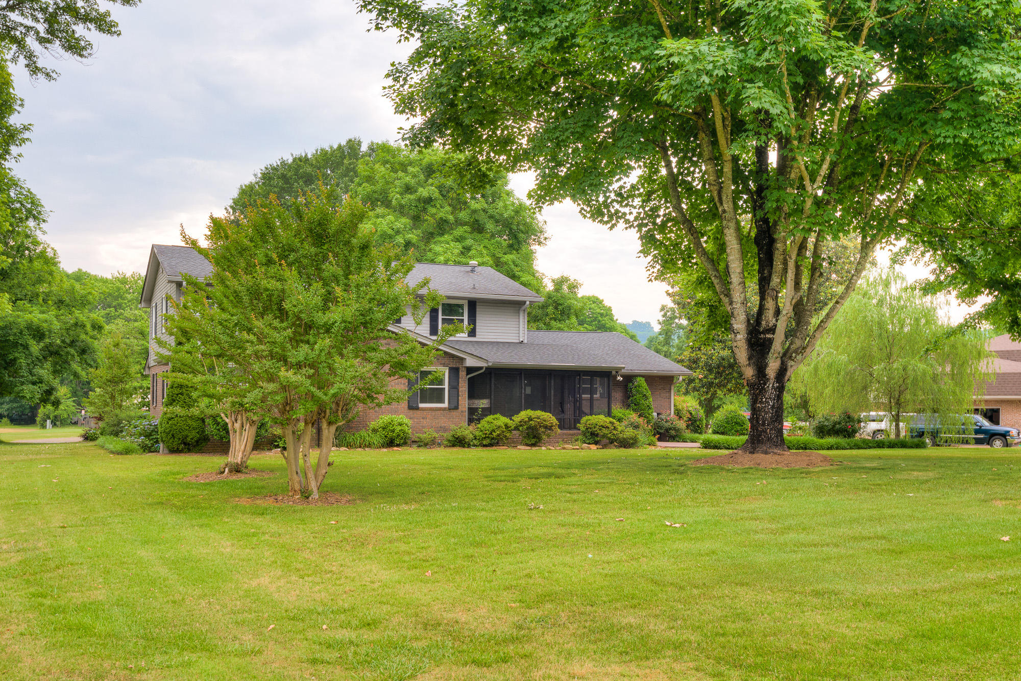 305 Valleybrook Road Hixson, TN 37343 - Photo 32 of 34 xback_5