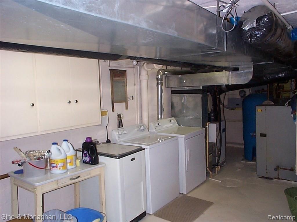 962 North Riverside Avenue St. Clair, MI 48079 - Photo 83 of 99 83 LAUNDRY RM BSMT 962 N RIVERSIDE.JPG