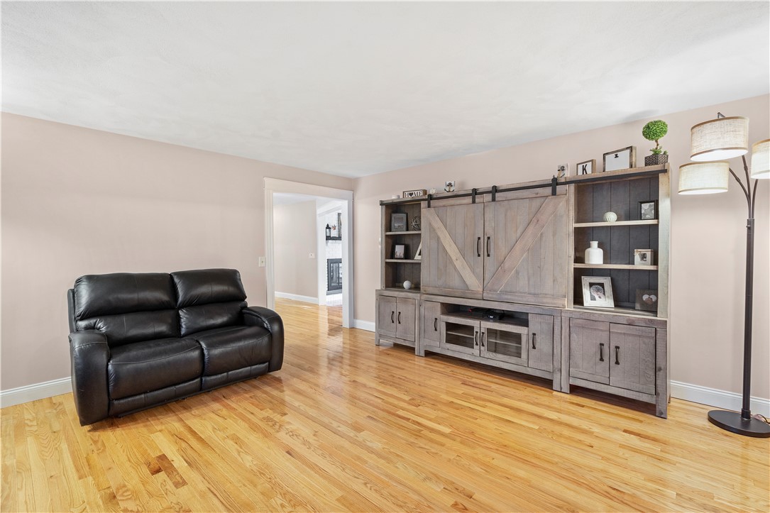1365 High Hawk Road East Greenwich, RI 02818 - Photo 15 of 39 Gallery Image 15