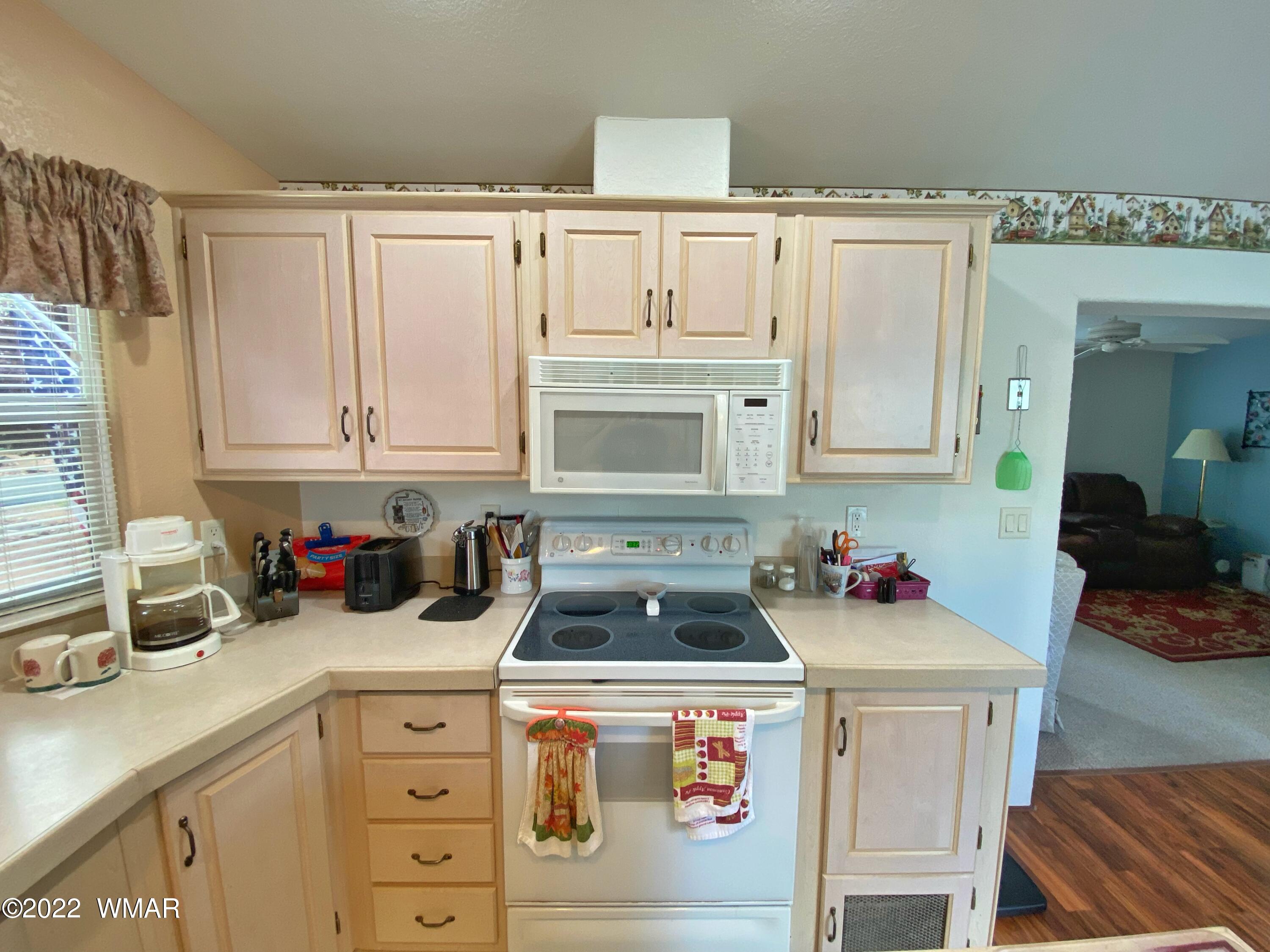 2707 Rustlers Roost Overgaard, AZ 85933 - Photo 11 of 21 Gallery Image 11