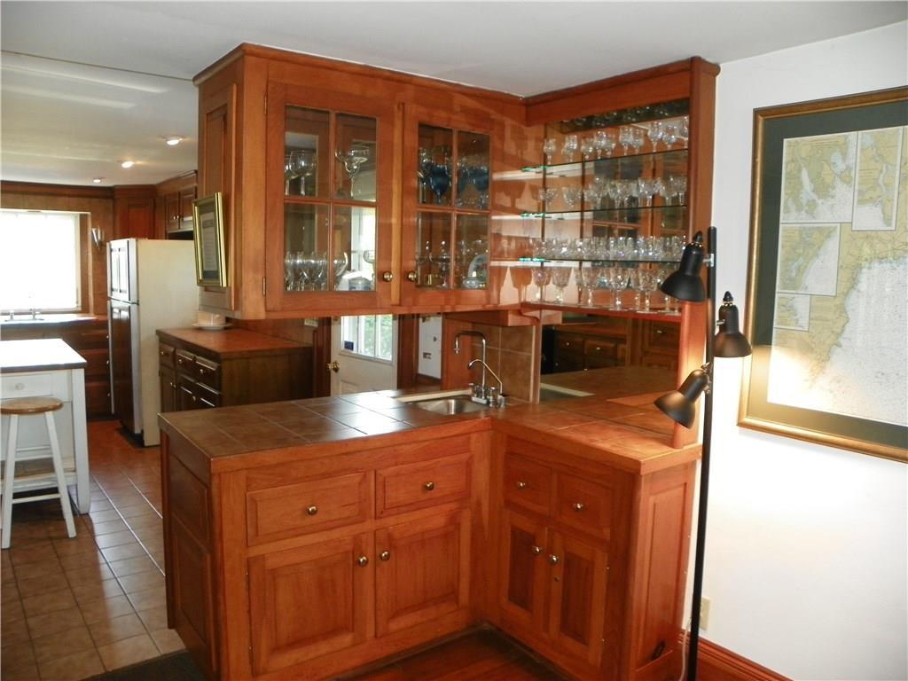 192 Mills Road Kennebunkport, ME 04046 - Photo 17 of 35 Separating the kitchen from the...