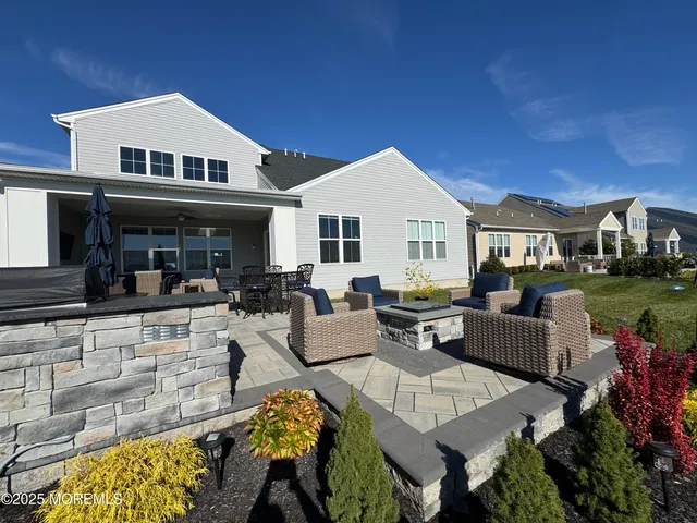 $1,399,000 | 6 Scarlett Terrace, Manalapan, NJ 07726