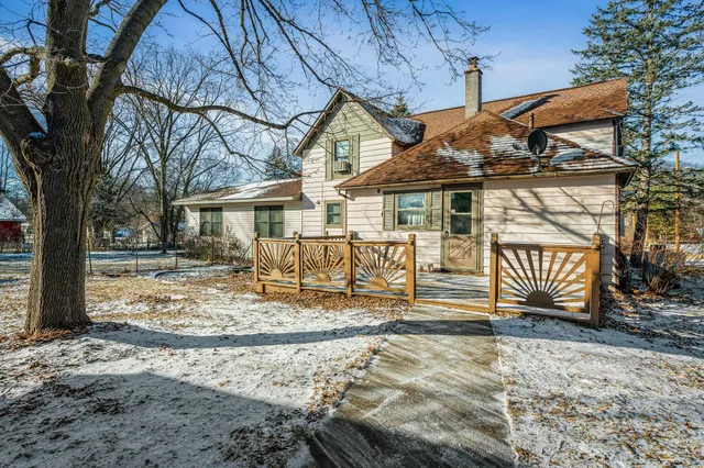 $271,900 | 11848 Gray Street, Trempealeau, WI 54661