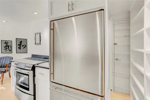 $339,000 | 2701 Westheimer Road, Unit 2D, Houston, TX 77098