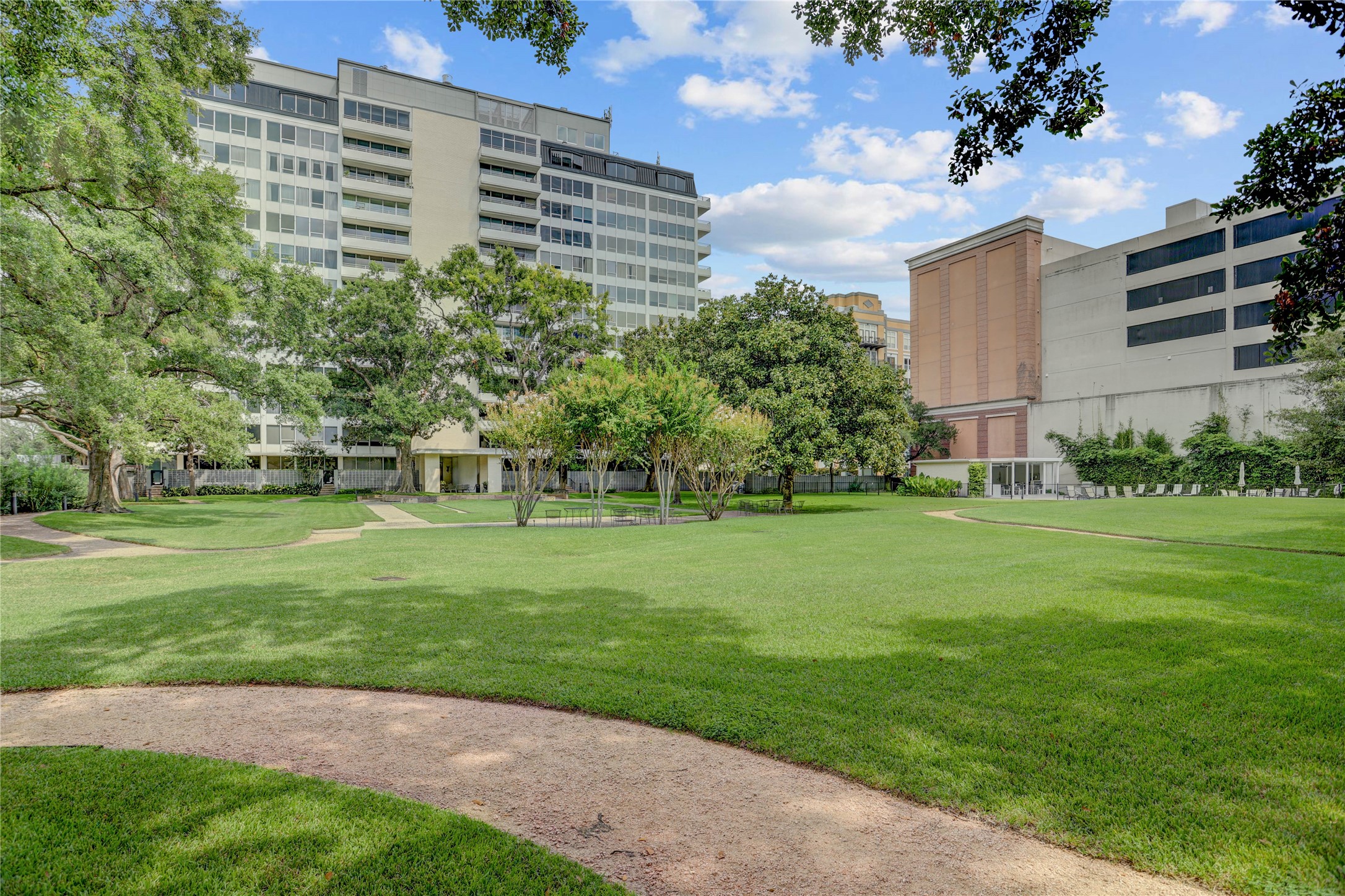 2701 Westheimer Road, Unit 2D Houston, TX 77098 - Photo 34 of 48 The private backyard park in unlike any other Highrise's outdoor space.