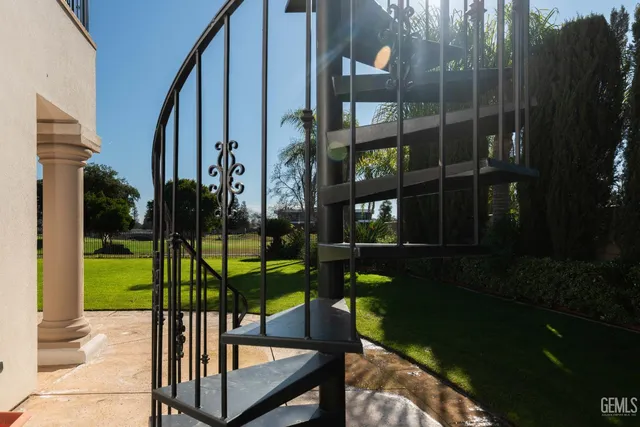 $1,350,000 | Undisclosed Address, Bakersfield, CA 93311