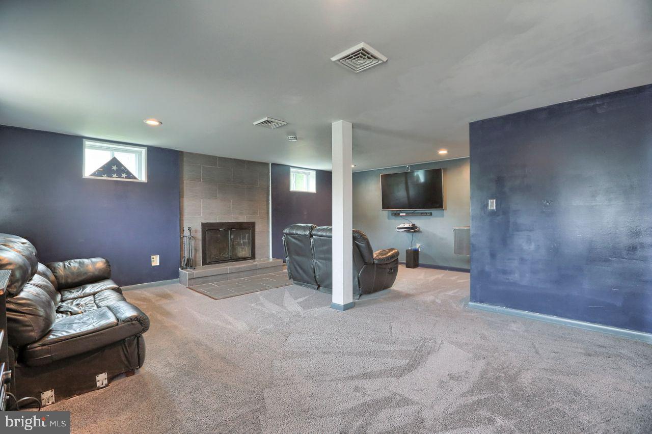 3313 Ridgeway Road Harrisburg, PA 17109 - Photo 24 of 35 Gallery Image 24