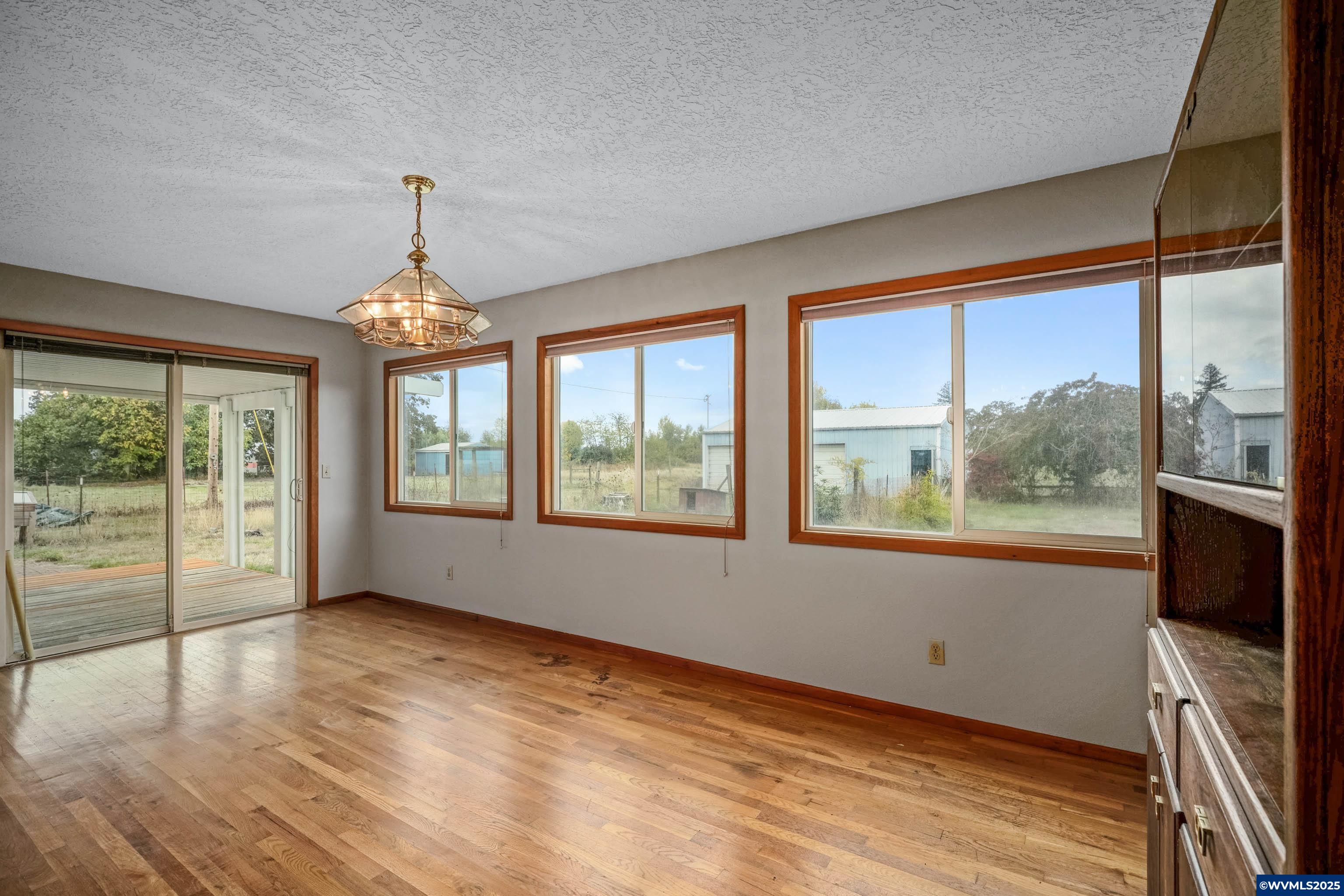 10343 Brick Road Southeast Turner, OR 97392 - Photo 26 of 43 Gallery Image 26