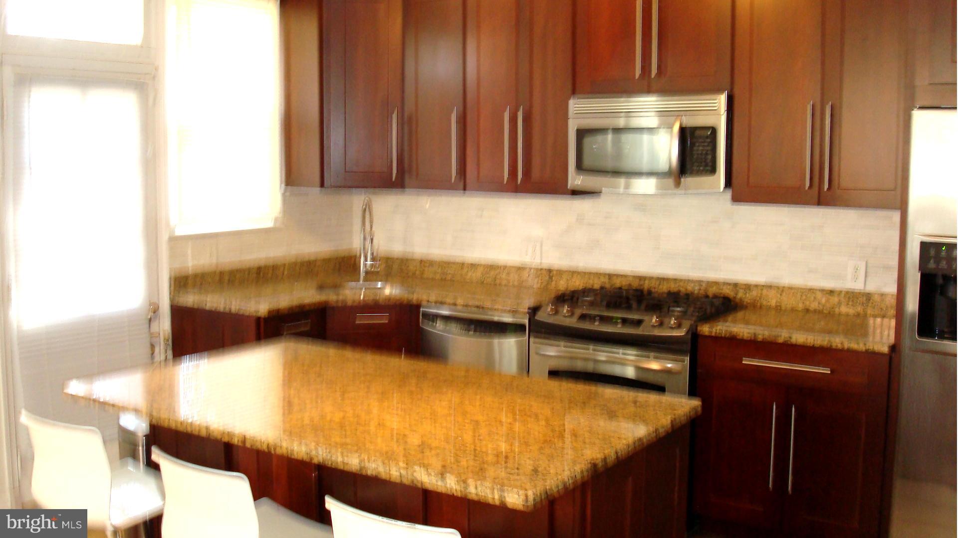 3525 White Chapel Road Baltimore, MD 21215 - Photo 4 of 27 Kitchen