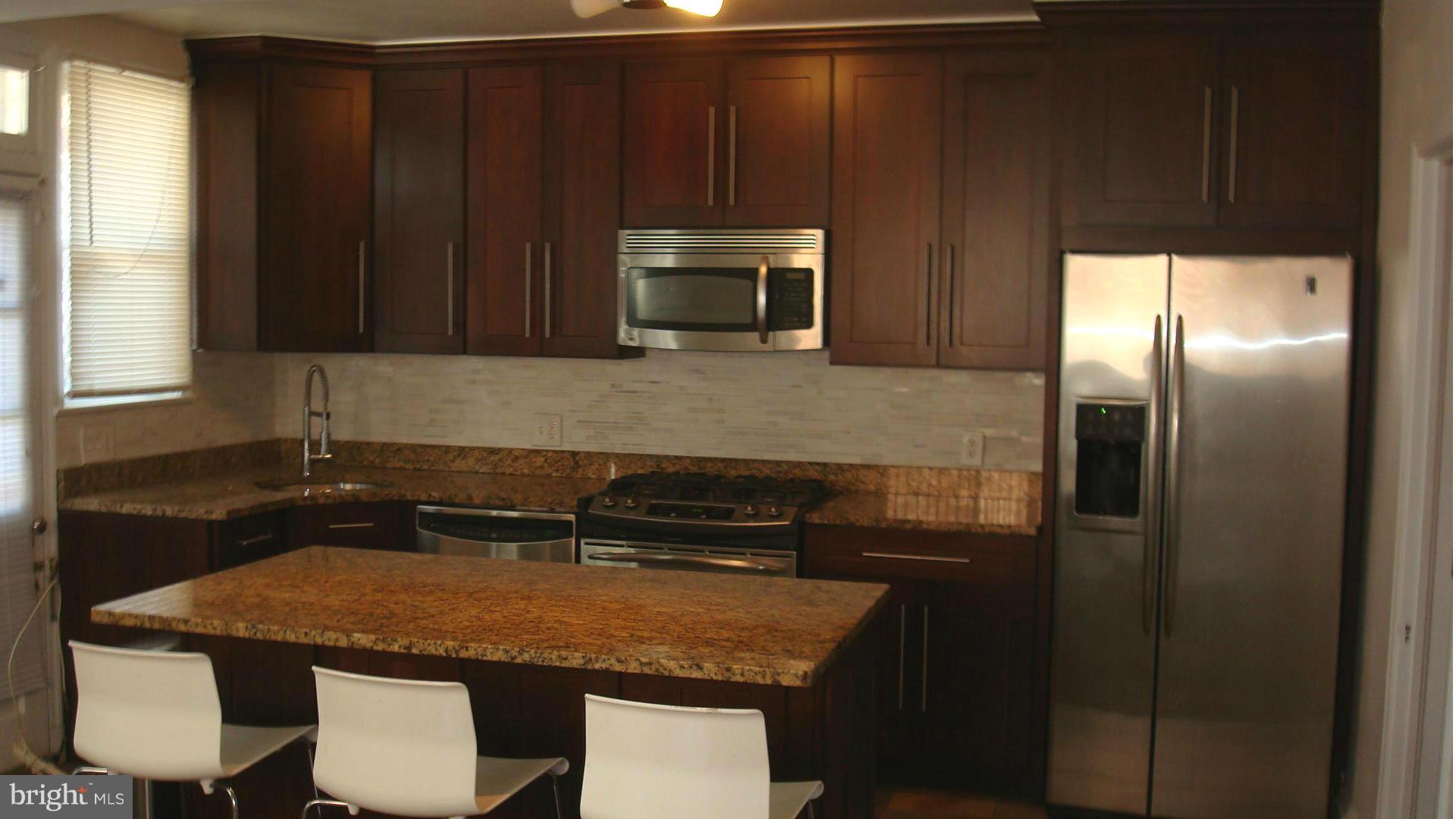 3525 White Chapel Road Baltimore, MD 21215 - Photo 5 of 27 Kitchen