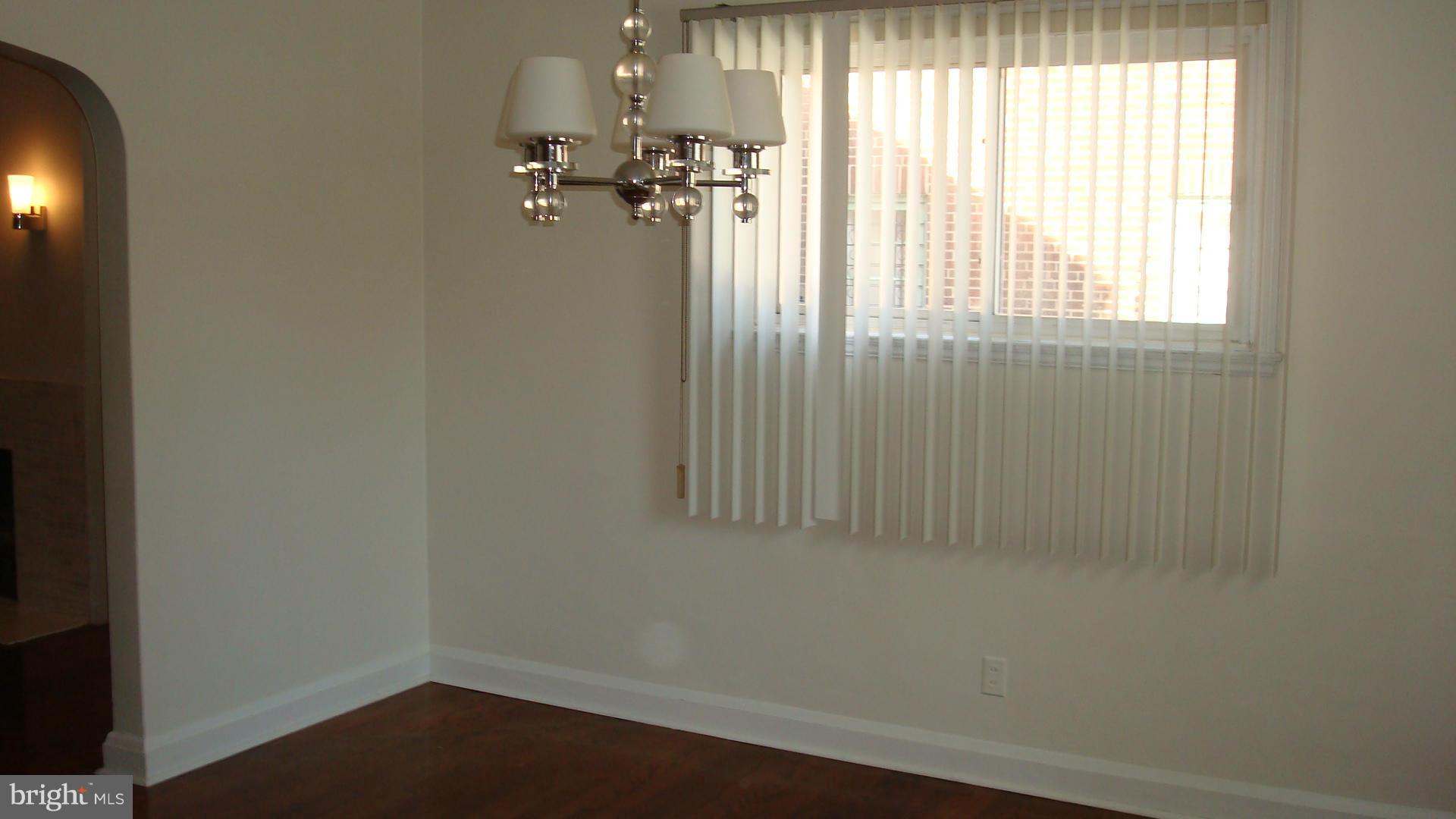 3525 White Chapel Road Baltimore, MD 21215 - Photo 9 of 27 Dining Room