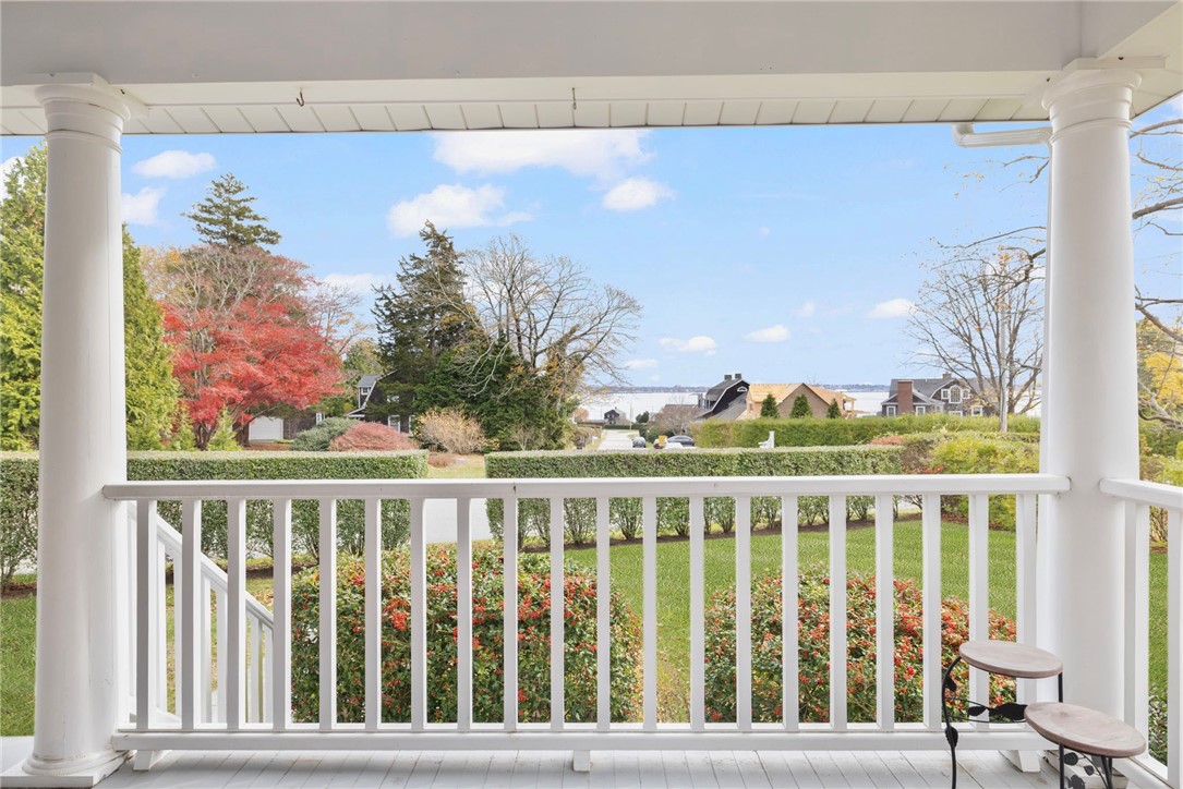 63 Longfellow Road Jamestown, RI 02835 - Photo 11 of 45 Gallery Image 11