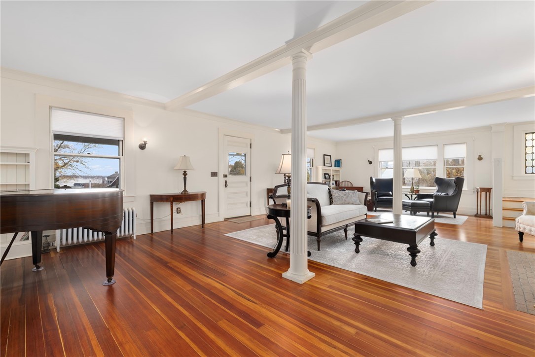 63 Longfellow Road Jamestown, RI 02835 - Photo 13 of 45 This spacious and sun filled living room is 35'3" x 20'3".
