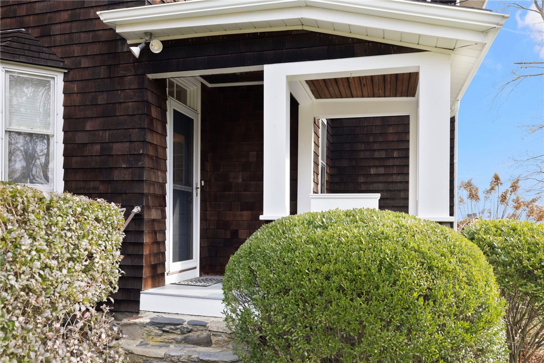 63 Longfellow Road Jamestown, RI 02835 - Photo 24 of 45 Gallery Image 24