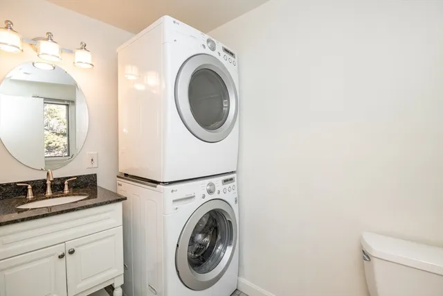 a black and white photo of a picture