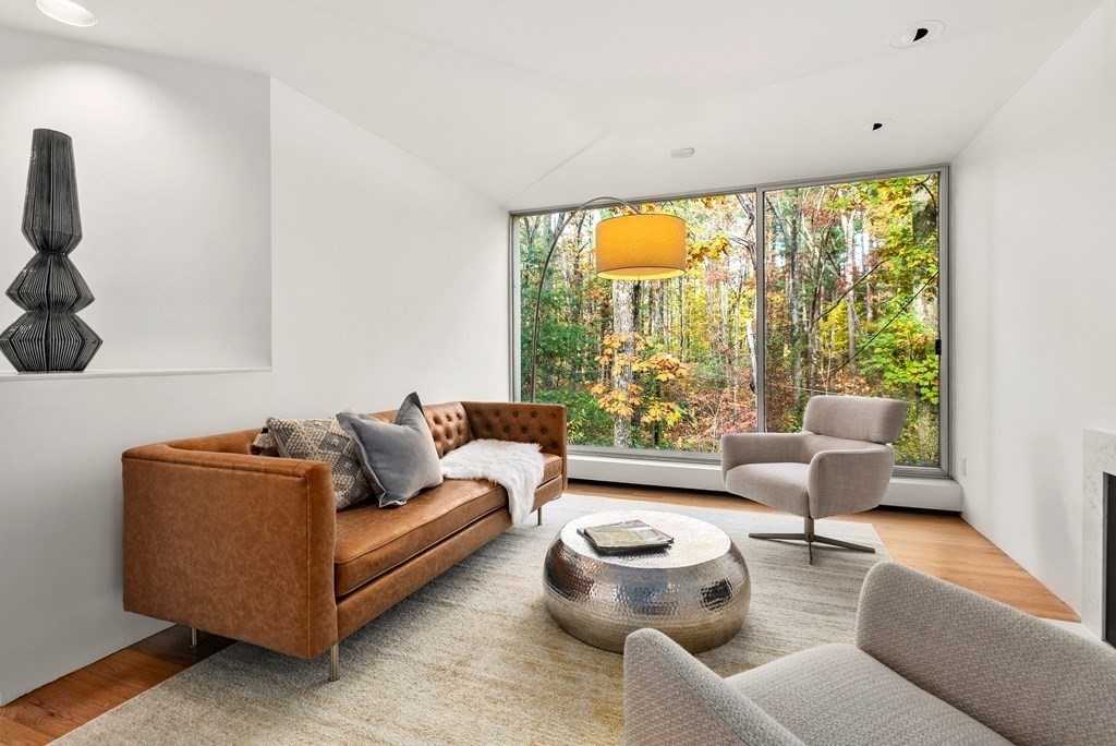 22 Todd Pond Road Lincoln, MA 01773 - Photo 8 of 35