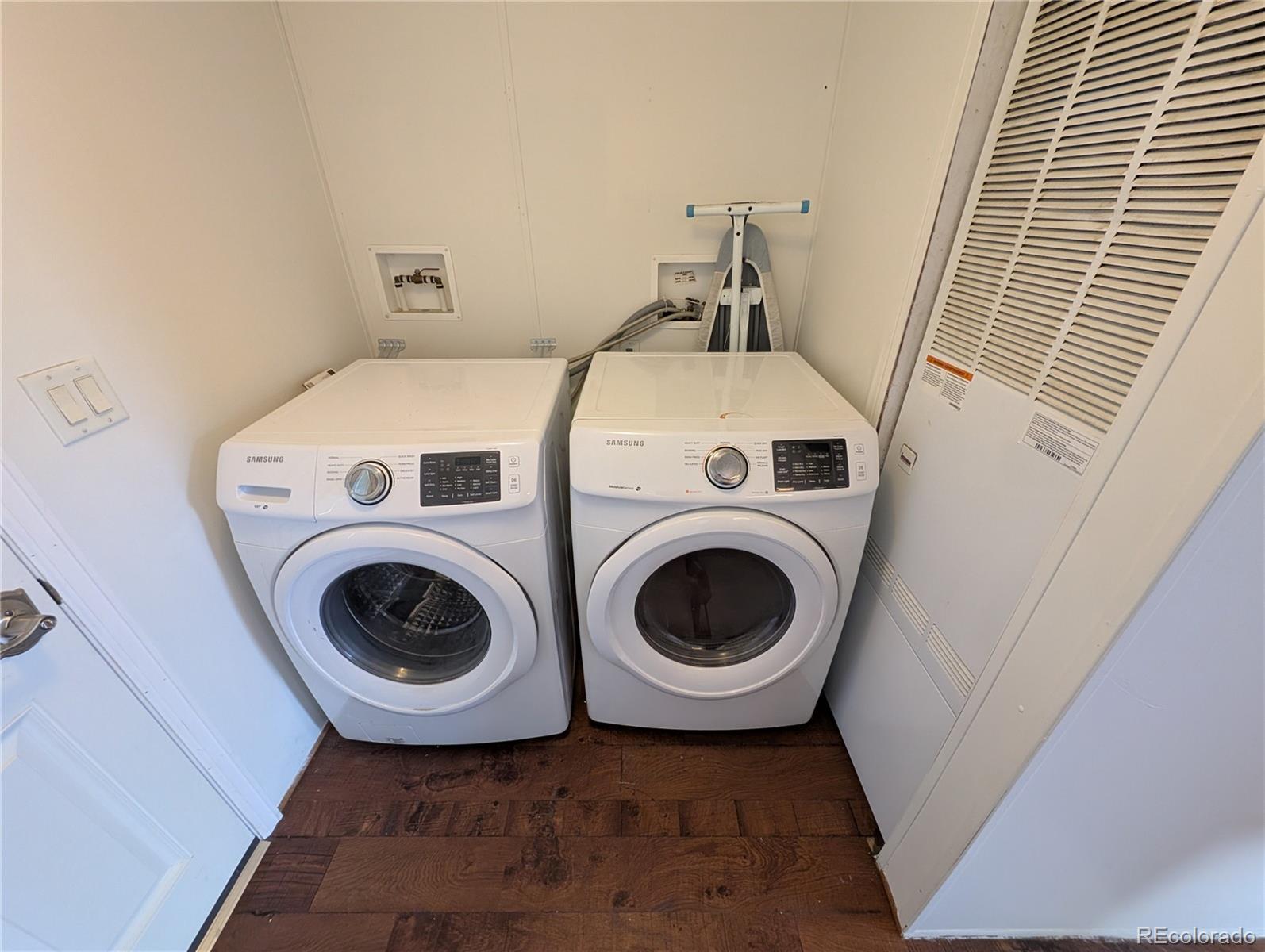 17190 Mt Vernon Road Golden, CO 80401 - Photo 13 of 29 a utility room with dryer and washer