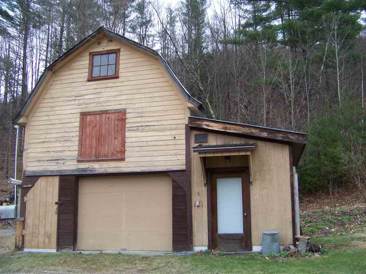 110 Kennedy Drive Rochester, VT 05767 - Photo 4 of 9
