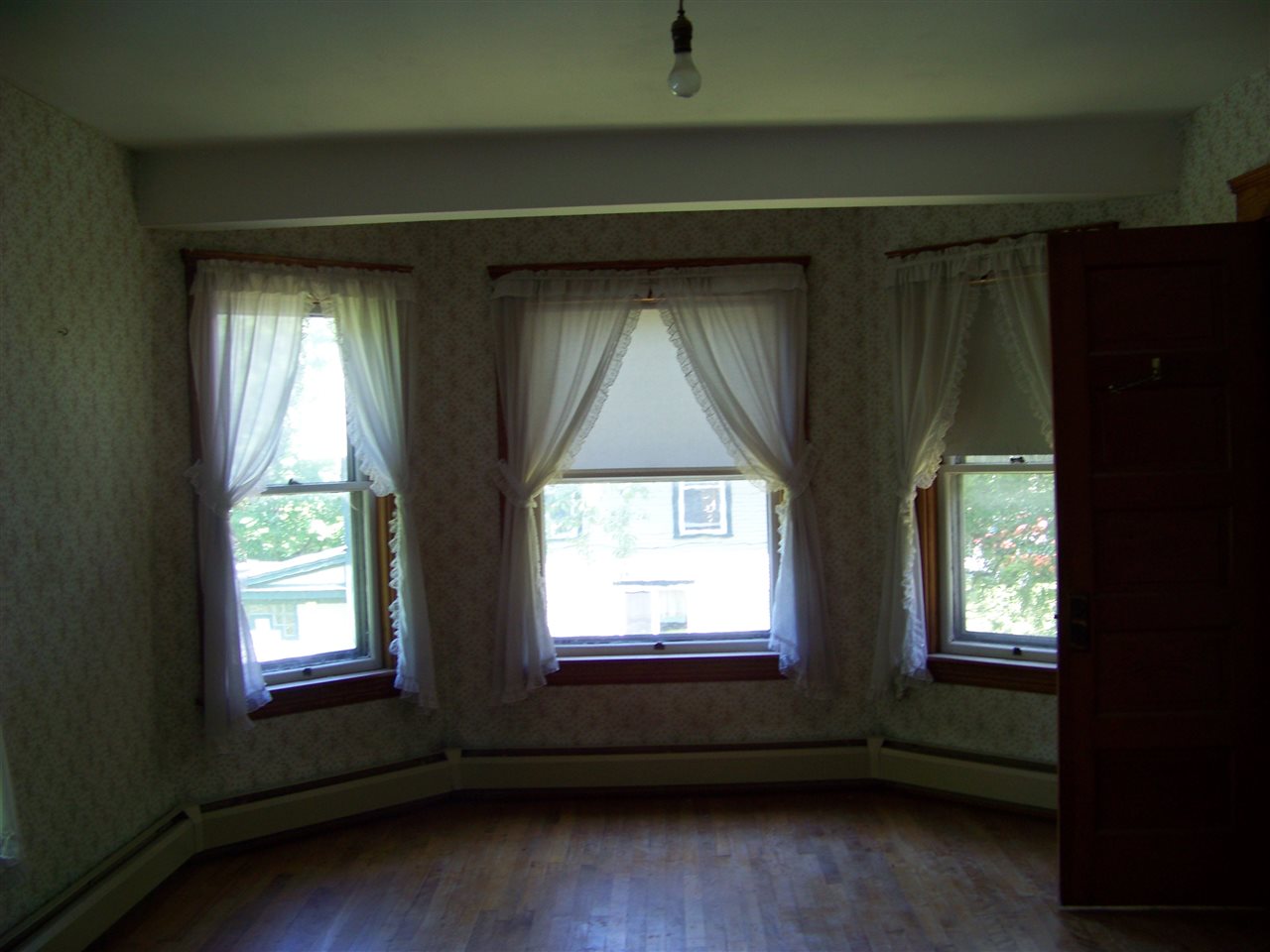 110 Kennedy Drive Rochester, VT 05767 - Photo 6 of 9