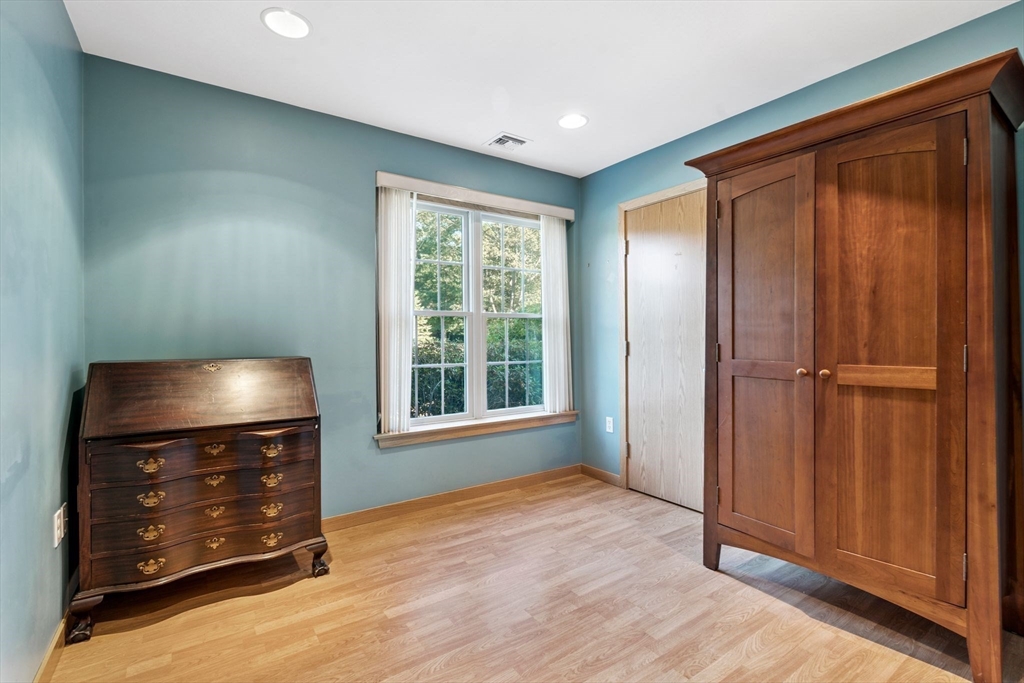 5 Lee Way Georgetown, MA 01833 - Photo 13 of 33 Gallery Image 13