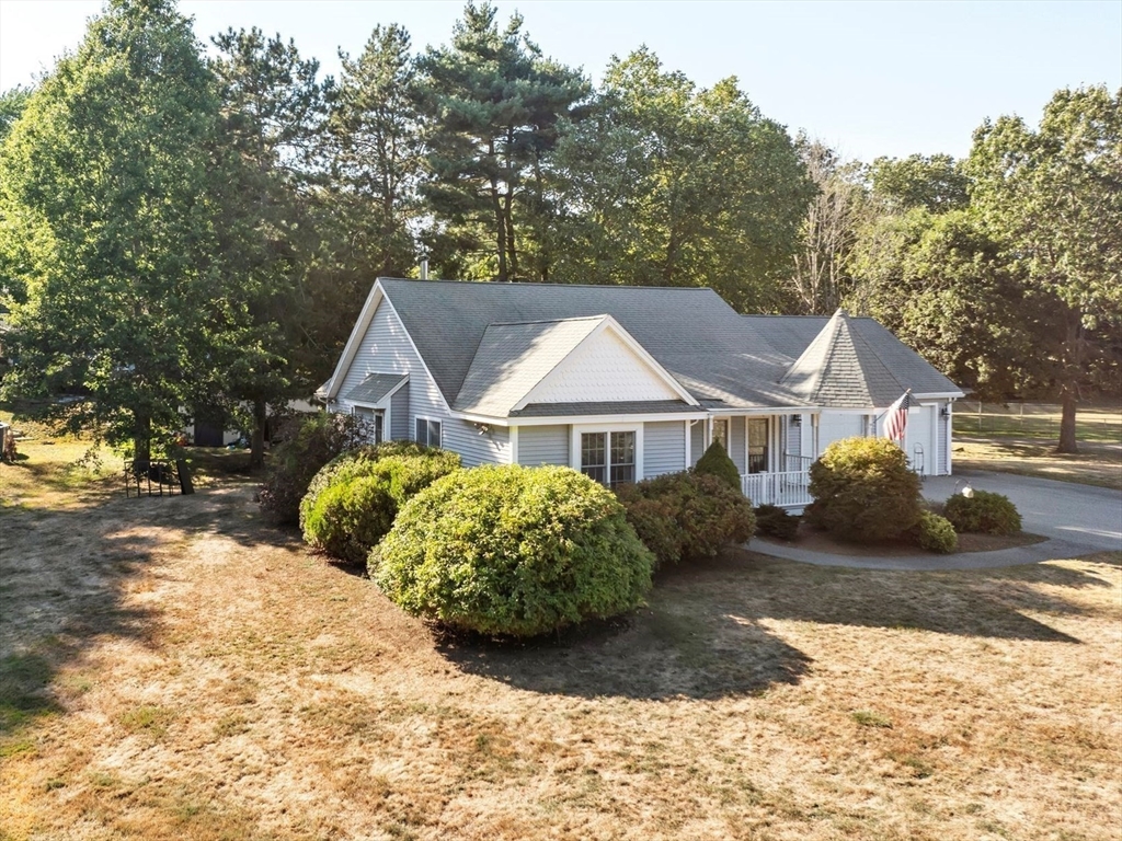 5 Lee Way Georgetown, MA 01833 - Photo 32 of 33 Gallery Image 32