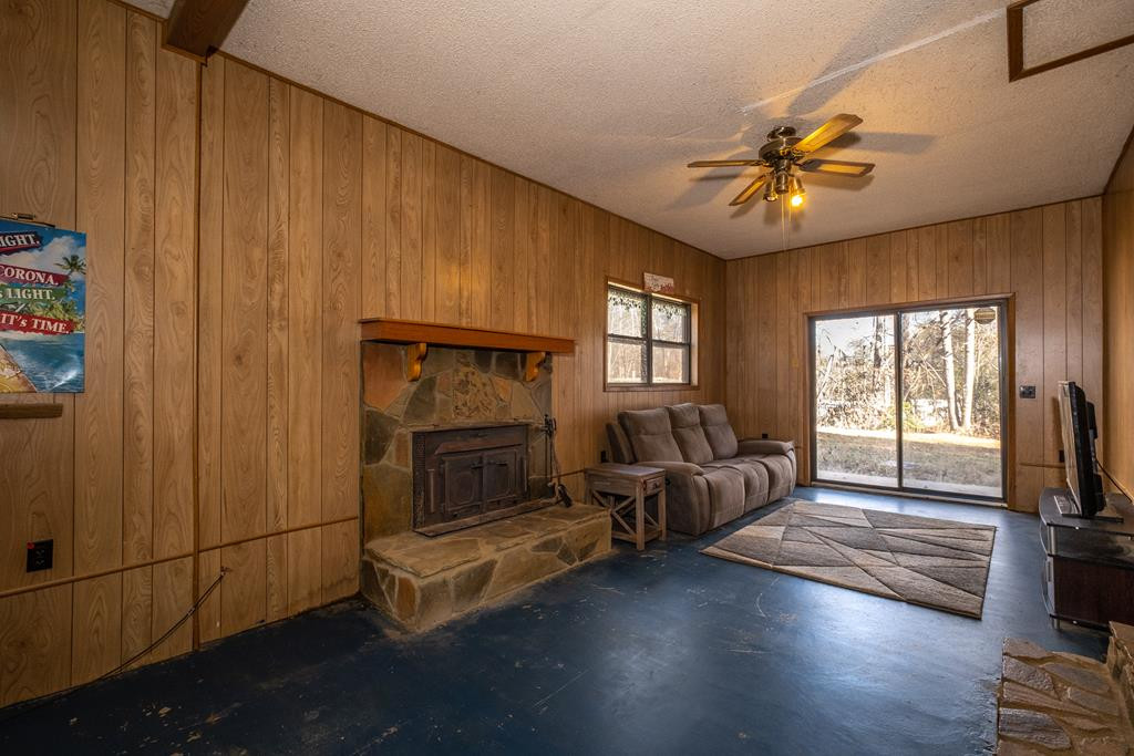 1581 Hendrix Road Murphy, NC 28906 - Photo 19 of 37