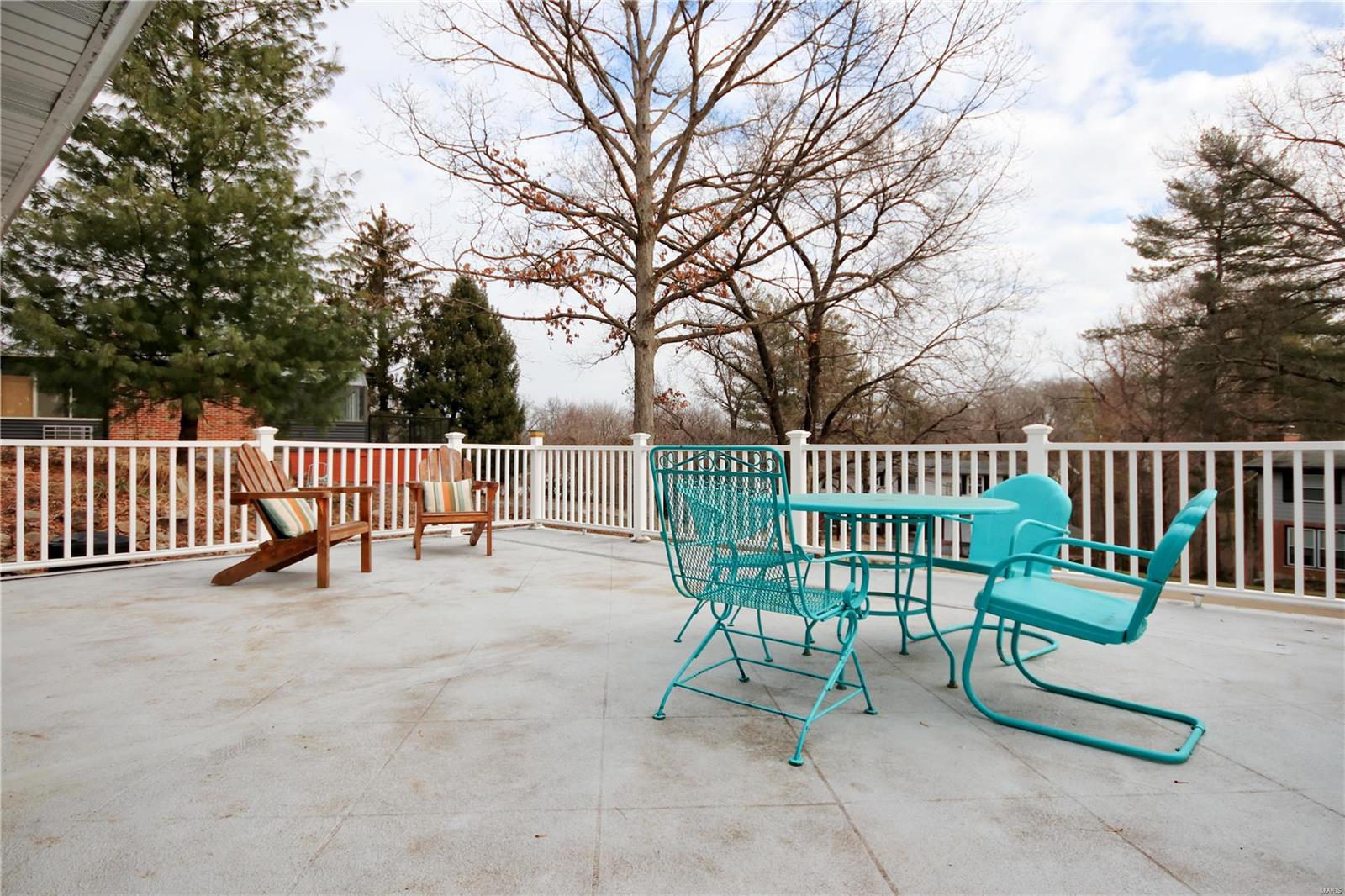 819 Culloden Road St. Louis, MO 63122 - Photo 6 of 34
