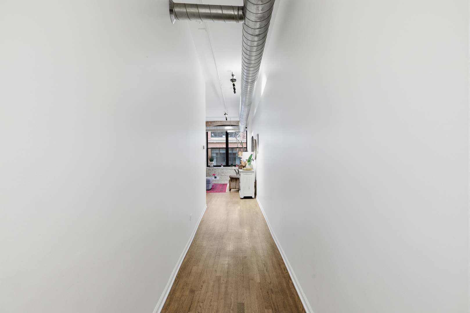 520 West Huron Street, Unit 116 Chicago, IL 60654 - Photo 11 of 12