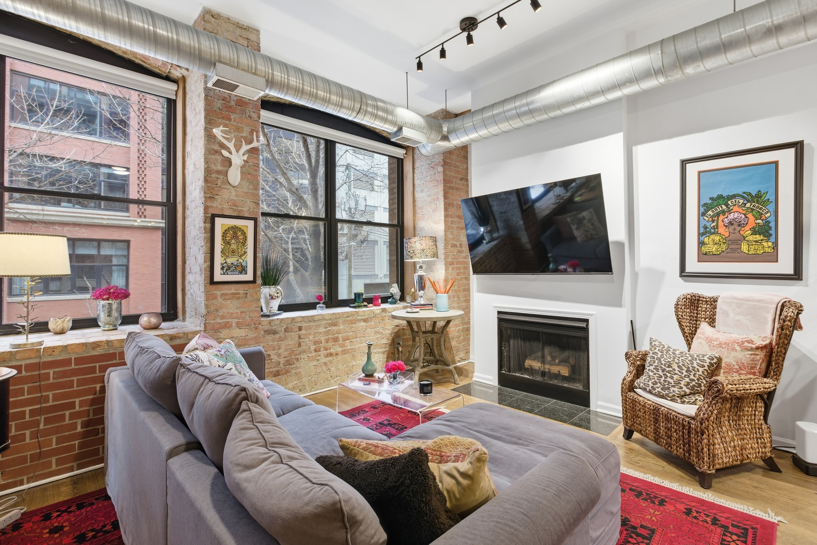 520 West Huron Street, Unit 116 Chicago, IL 60654 - Photo 7 of 12