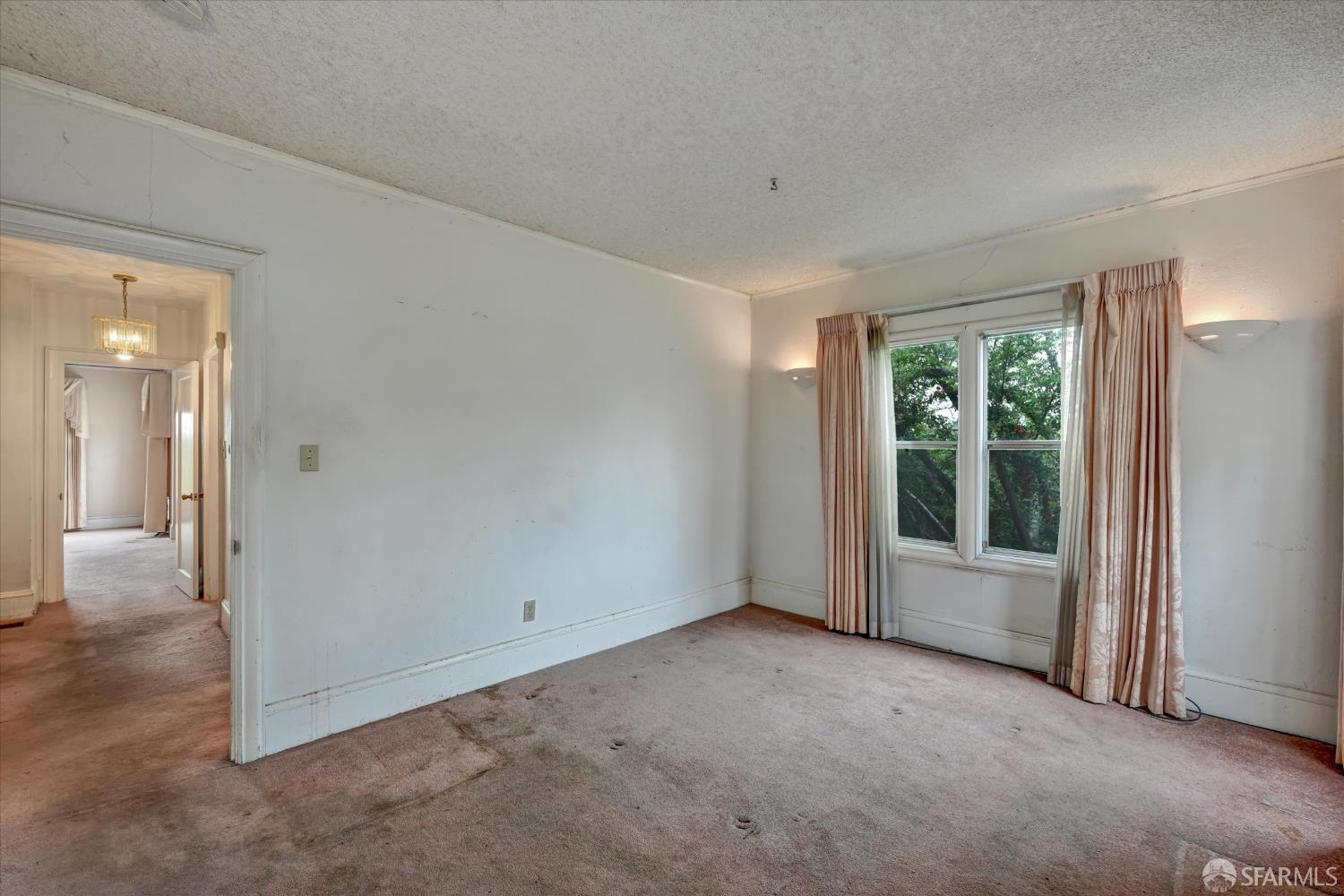 1363 Bates Road Oakland, CA 94610 - Photo 28 of 43 Gallery Image 28