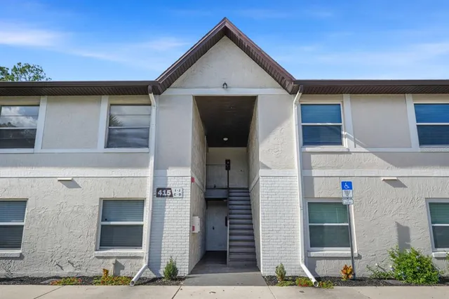 $148,000 | 415 Banana Cay Drive, Unit J, South Daytona, FL 32119