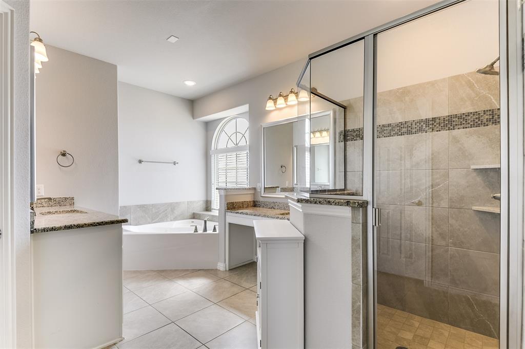 211 Stonegate Way Red Oak, TX 75154 - Photo 20 of 40