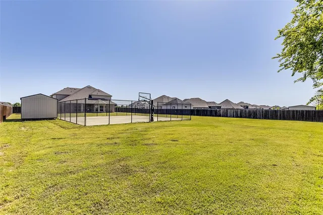 $669,000 | 211 Stonegate Way, Red Oak, TX 75154