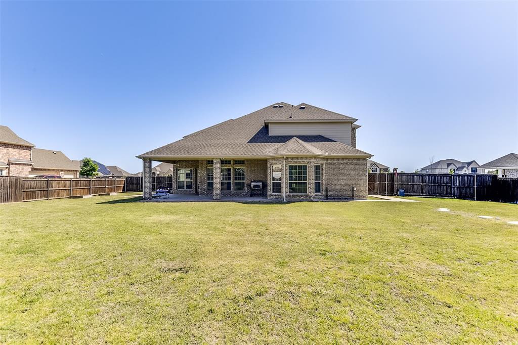 211 Stonegate Way Red Oak, TX 75154 - Photo 37 of 40